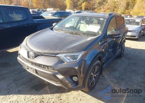 2018 Toyota Rav4 Xle z USA, uszkodzony, nr VIN 2T3RFREV2JW842088